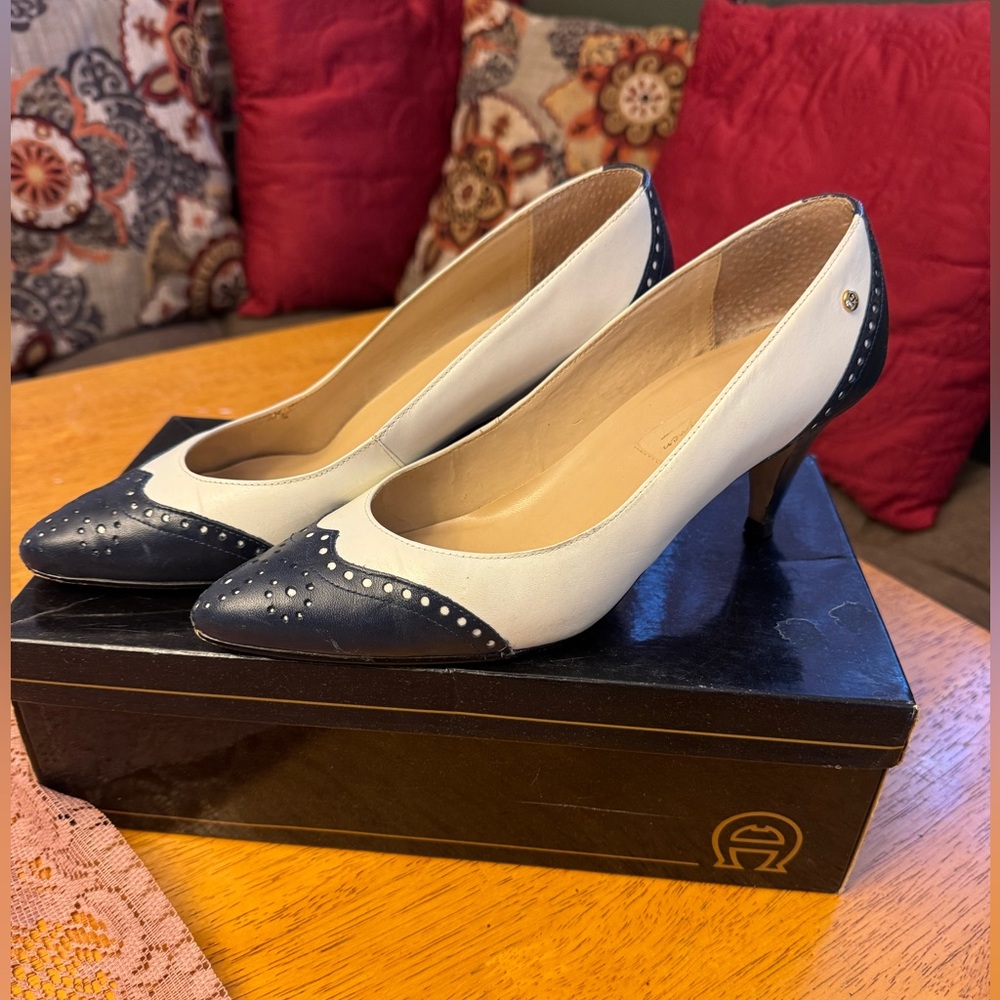 VTG Pumps with purchase receipt from ‘92!